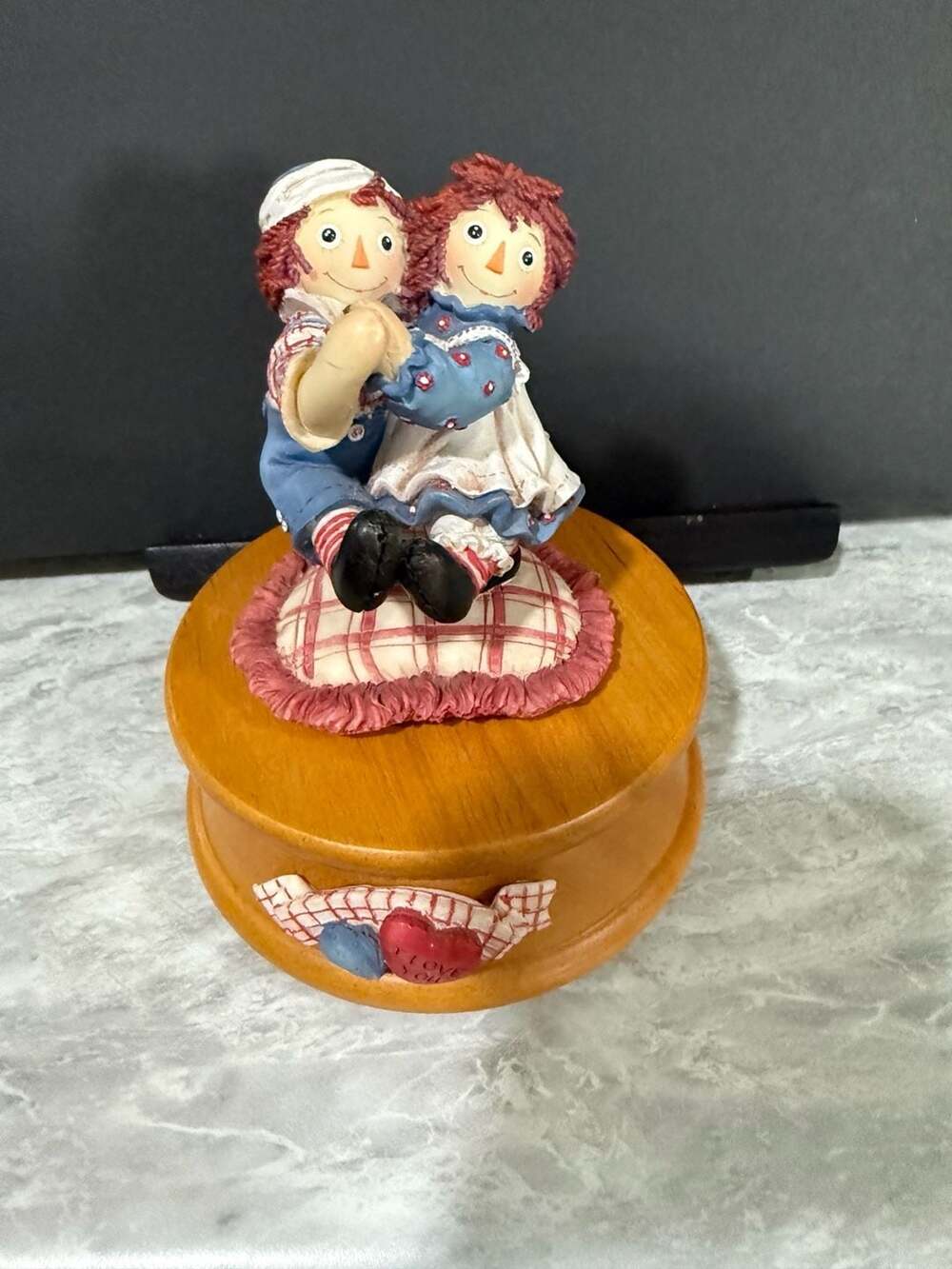 Enesco Raggedy Ann and Andy You Are My Sunshine Musical Jewelry Box